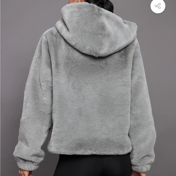 Apparis faux fur jacket XS - Picture 3 of 8